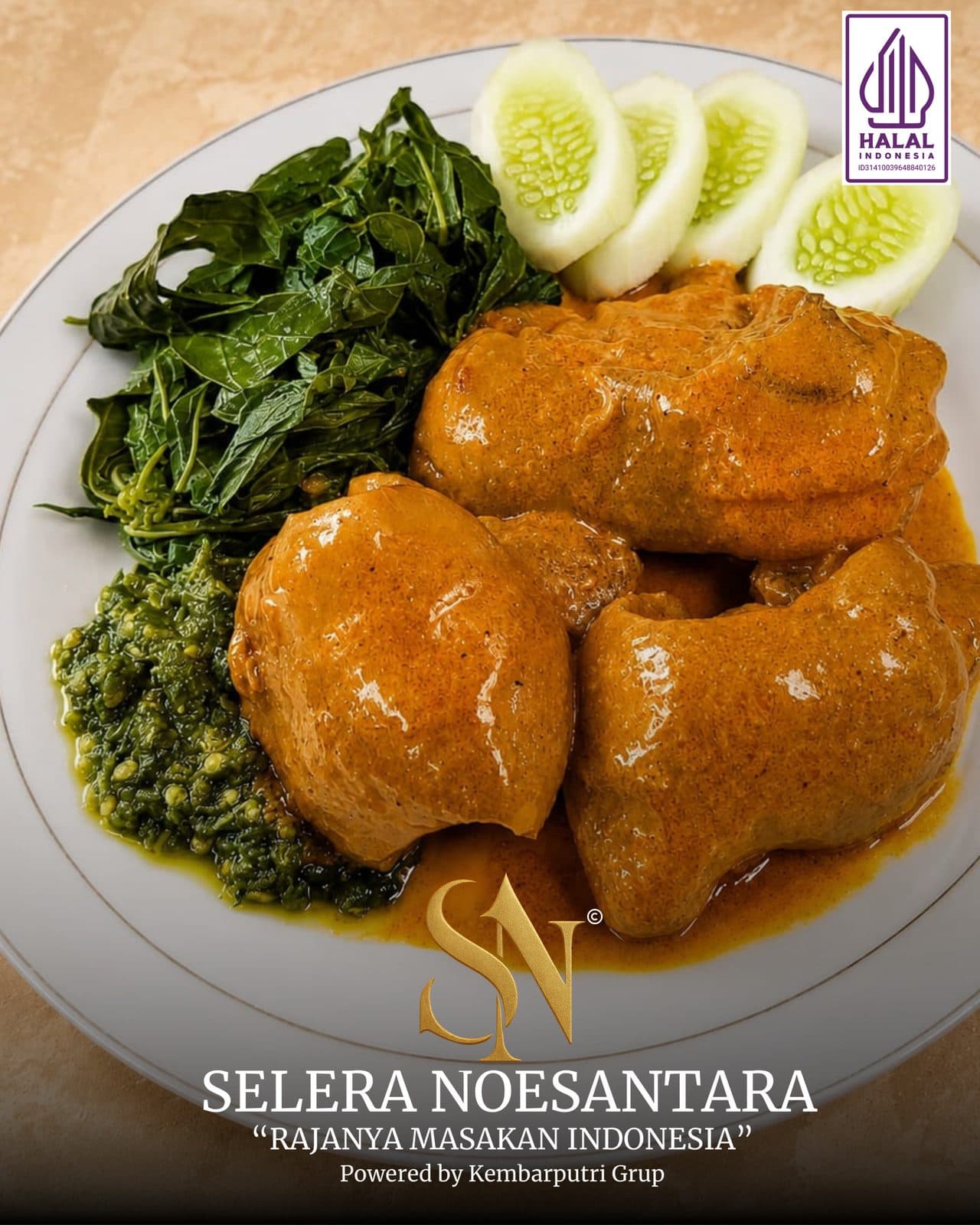Gulai tunjang dengan lalapan